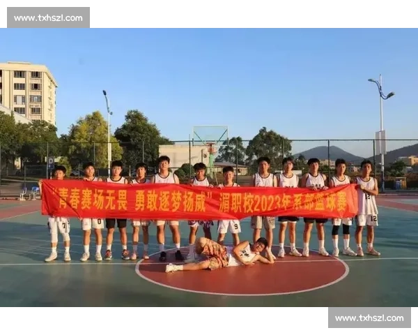 打造凝聚力与荣誉感并重的现代体育团队文化建设探索